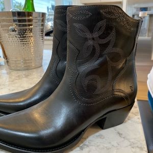 New Black Frye Cowboy Booties